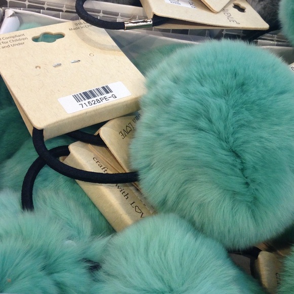 Urban Outfitters Accessories - 3 ct Rabbit 🐰 Fur Ball Hair Band